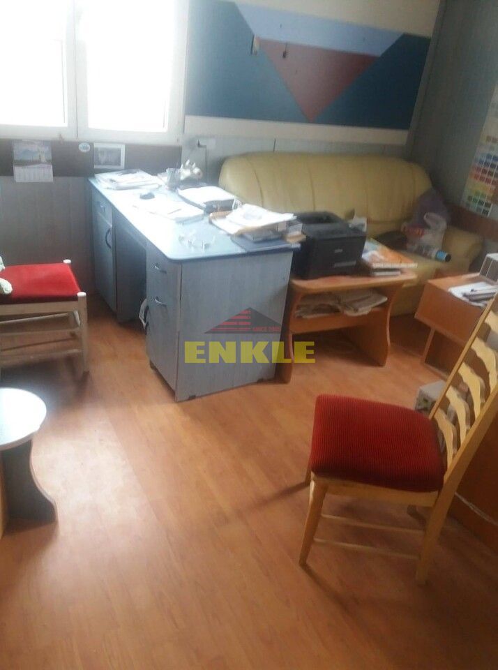 Vând hală pentru producție sau depozit și casă 450000 € - Poză 2