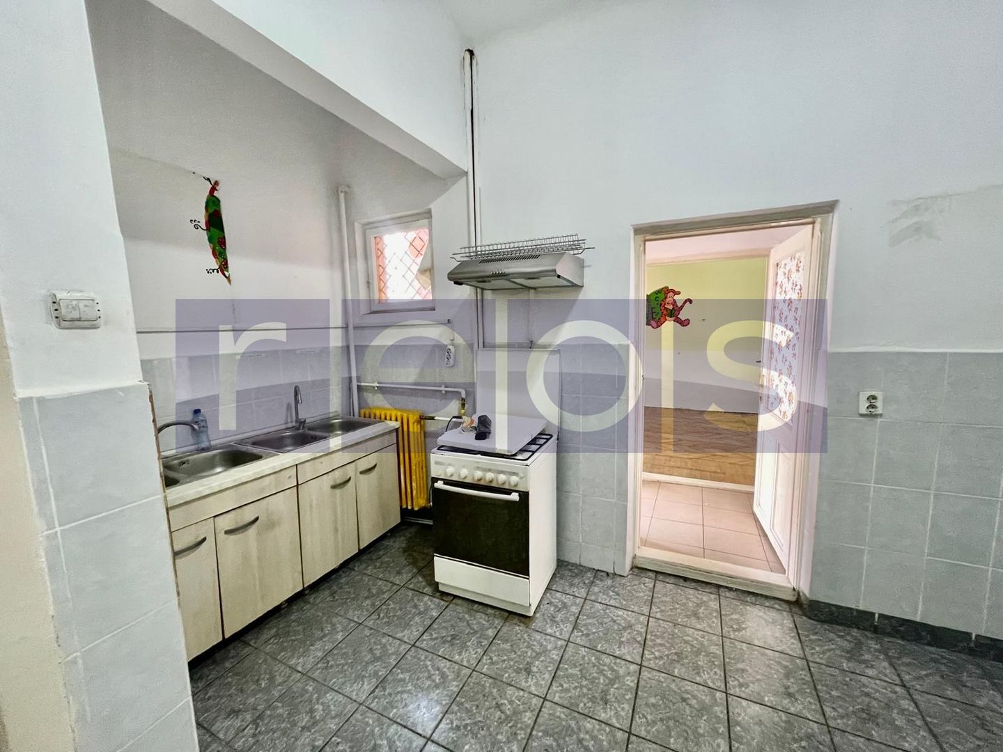 VANZARE VILA INTERBELICA VATRA LUMINOASA NECESITA RENOVARE CURTE PROPRIE - Poză 12