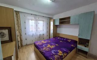 Apartament 3 camere, Decomandat, 69 mp, Zona Cetate - Poză 13