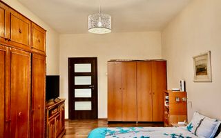 Bloc Rusesc Bucurestii noi vis a vis de metrou Bazilescu boxa - Poză 12