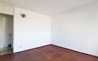 Apartament de vânzare cu 3 camere în zona Iosia , Oradea - Poză 9
