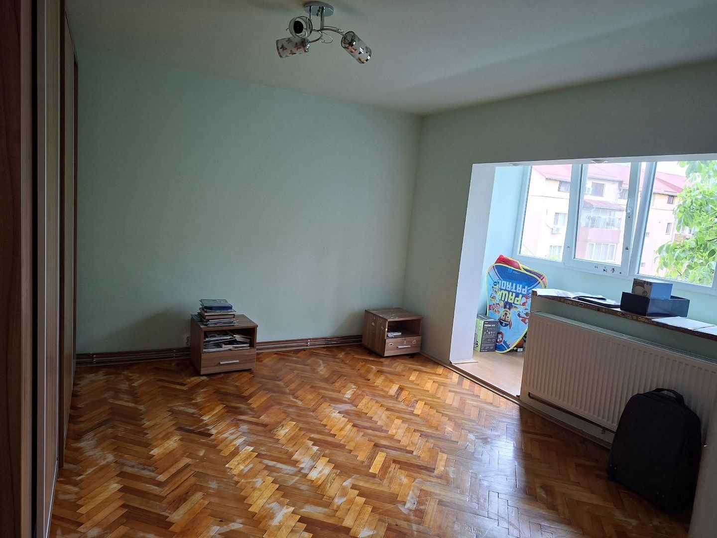Apartament cu 3 camere -Zona Aradului - Poză 1