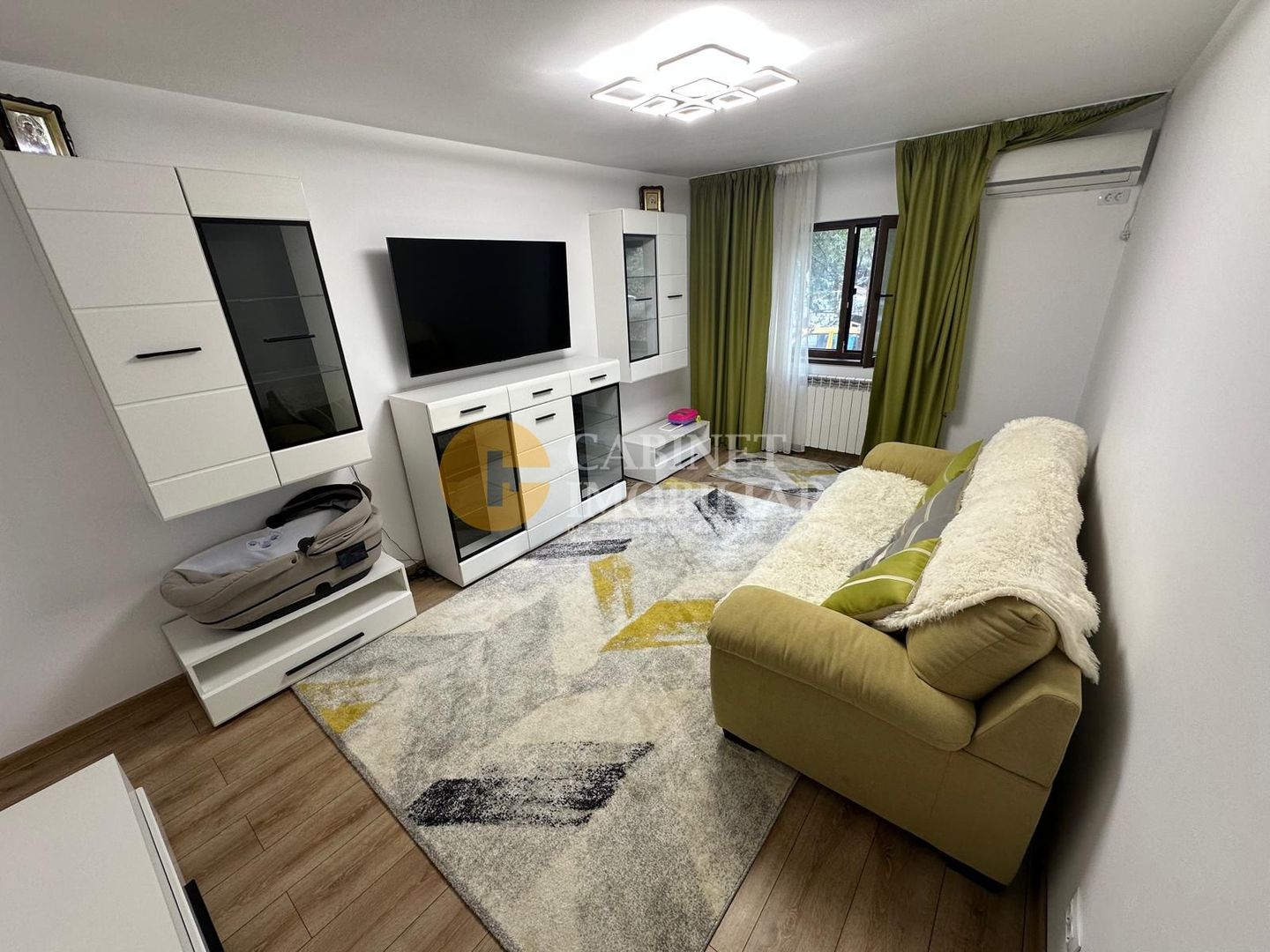 2 camere DECOMANDAT | RENOVAT - BLOC 1984 - MOBILAT si UTILAT - CANTA - Poză 1