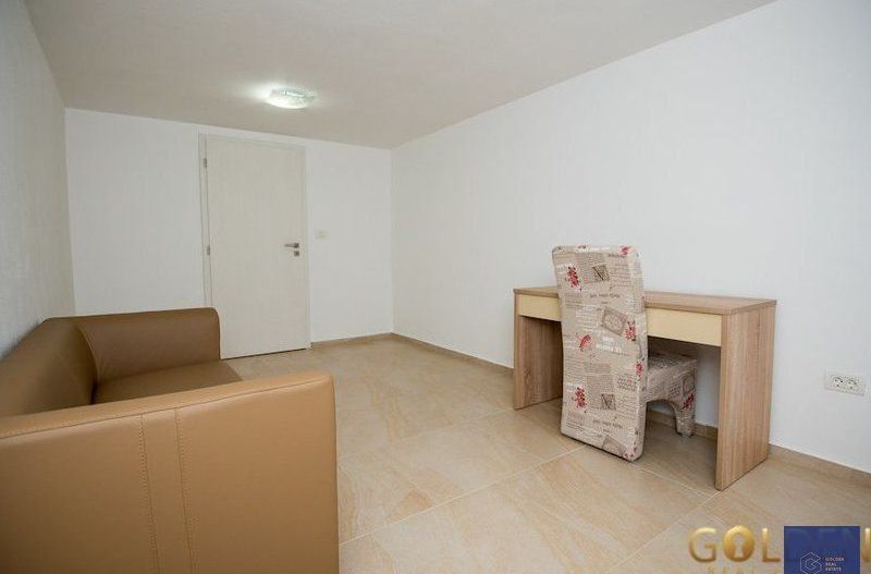 Apartament  B-dul Revolutiei, cladire perioada interbelica, comision 0% - Poză 8