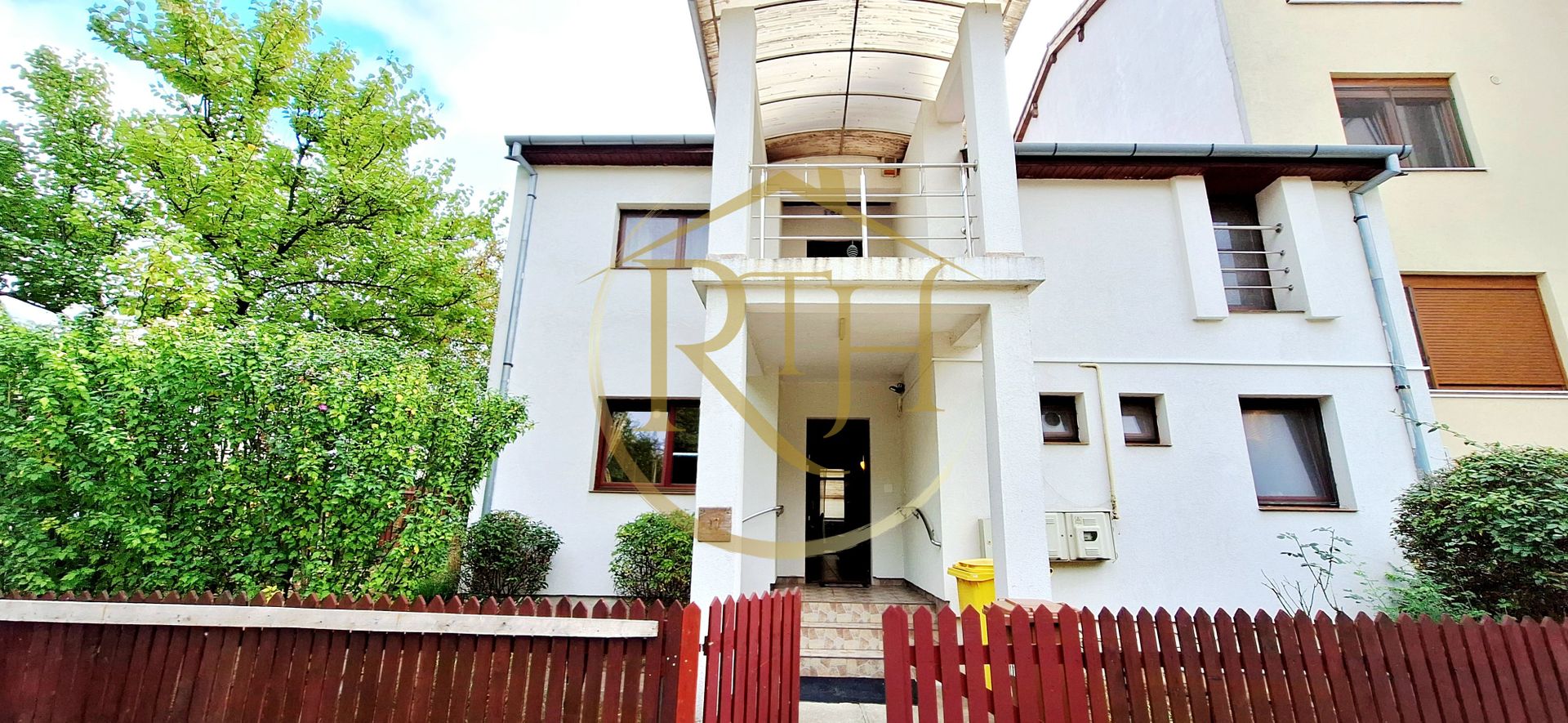 Oferim spre inchiriere, casa deosebi cu 4 camere,2 garaje,zona Soarelui-Braytim - Poză 1