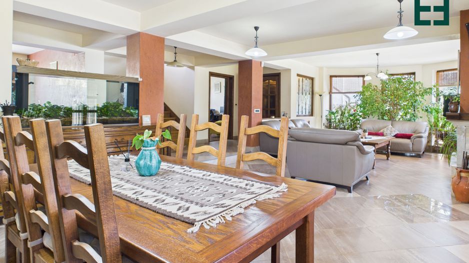 Vilă cu 6 camere - Zona Subcetate - Arad - Poză 5