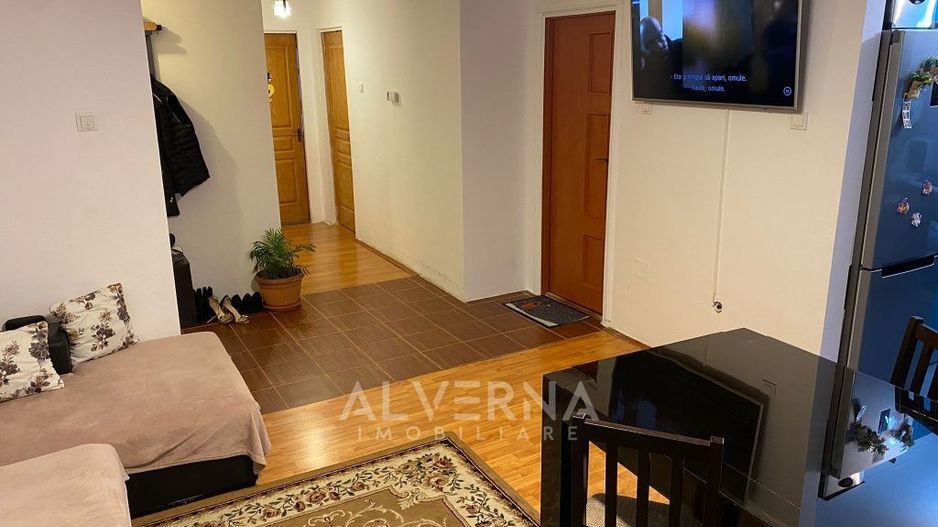 NOU! Apartament 3 camere, 67mp, mobilat, balcon, parcare, zona Teilor - Poză 3