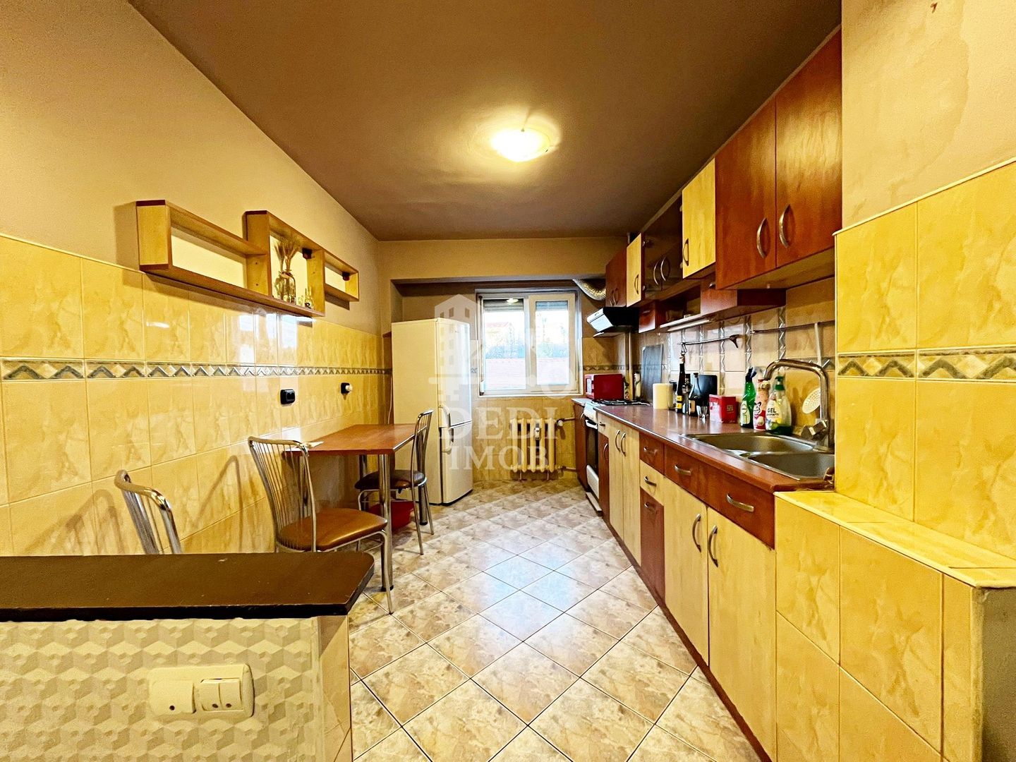 Apartament cu 4 camere de inchiriat zona Dacia, Oradea - Poză 7