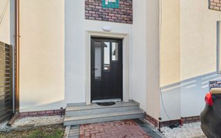 Casă cu 3 camere, P+1–Giarmata - Poză 1