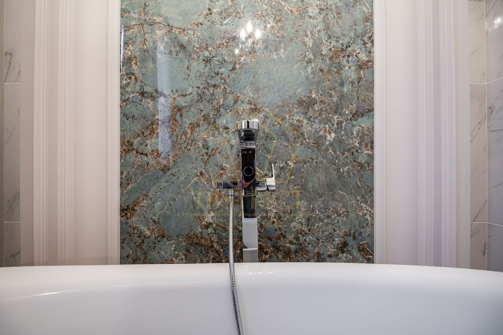 Vila exclusivista cu garaj si piscina I Dumbravita I Comison 0% - Poză 23