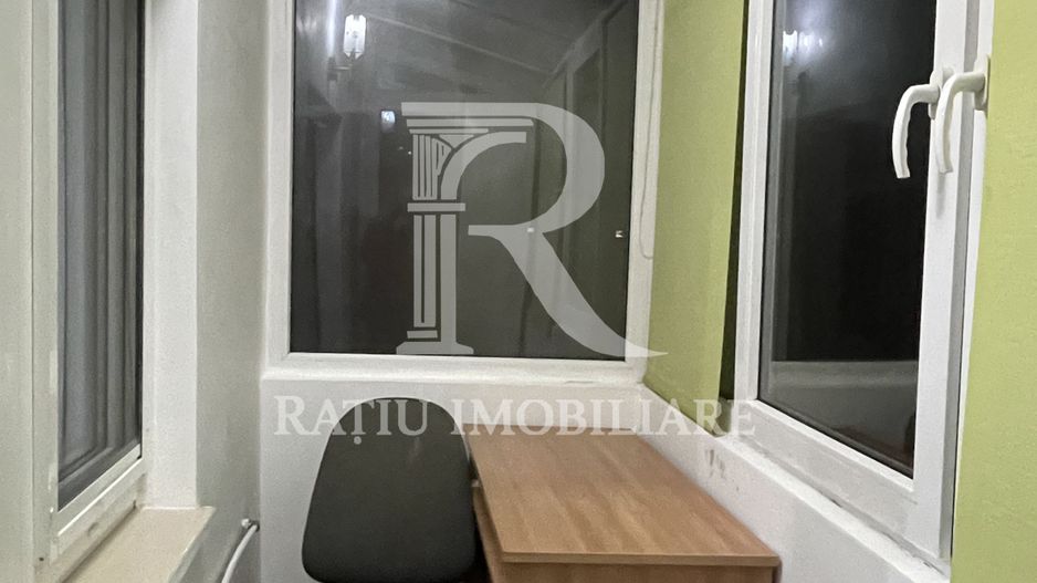 Apartament cu 3 camere | Zona Rogerius | Oradea - Poză 14