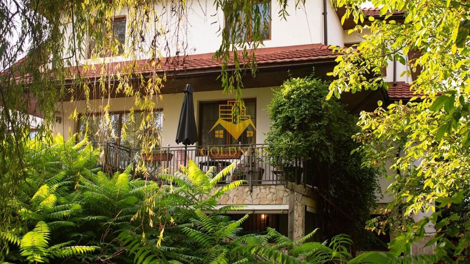 Casa cu teren 2000 m si front 35 ml in Buna Ziua, zona Grand Hotel It. - Poză 1