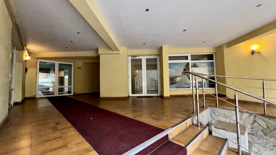 Apartament luminos cu 3 camere, complet mobilat, vedere panoramică spre Tâmpa - Poză 20