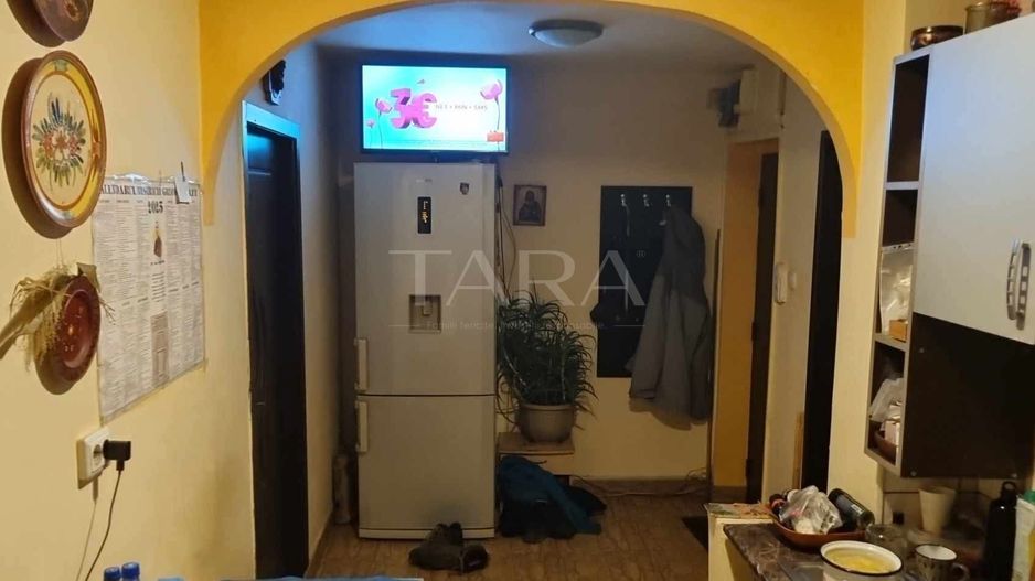 Apartament cu 3 camere Zona Gruia - Poză 3