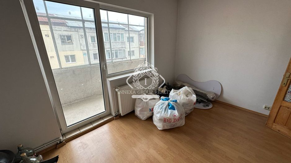 Apartament 3 camere, decomandat, 76mp, in zona Grui - Poză 4