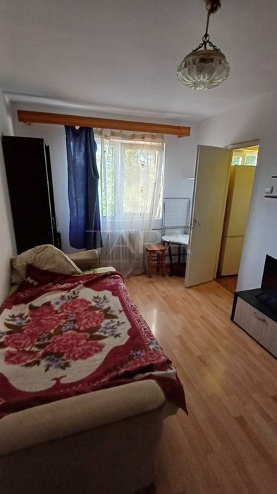 Garsonieră de vânzare, Central Mănăștur, Cluj-Napoca. - Poză 2