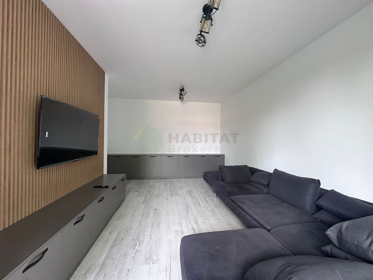 Prima Închiriere | 2 Camere Lux | City Nord Tunari - Poză 2