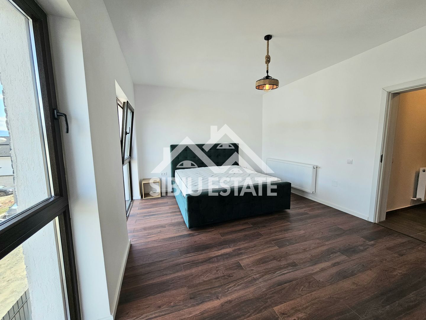 Casa mobilată 4 camere  Sibiu Calea Cisnadiei, NOU - Poză 12
