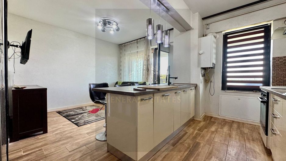 Vânzare apartament cu 2 camere, 67 m.p. - Complexul Royal Town. - Poză 12