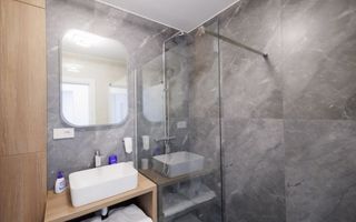 De inchiriat apartament cu 2 camere, zona Centru - Universitate, 550 euro - Poză 3
