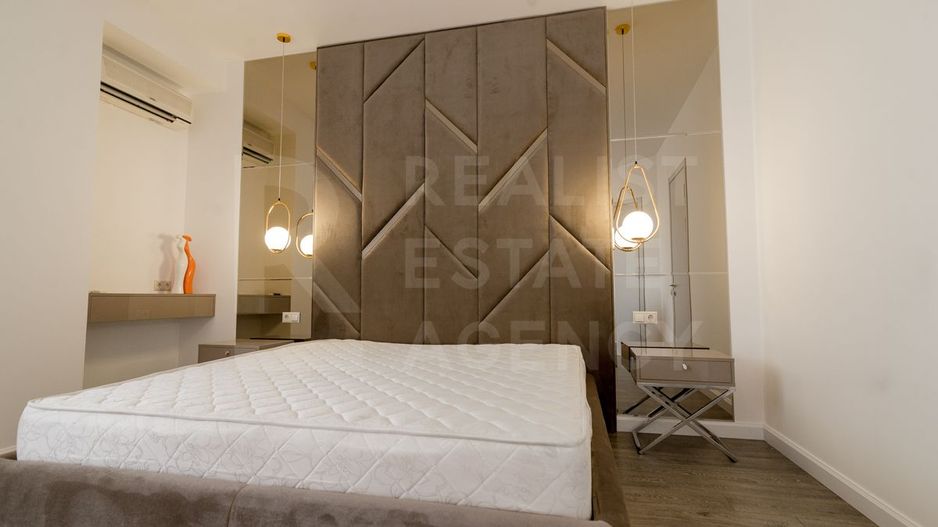 Chirie, apartament, 3 camere, str-la 31 August 1989, Centru - Poză 11