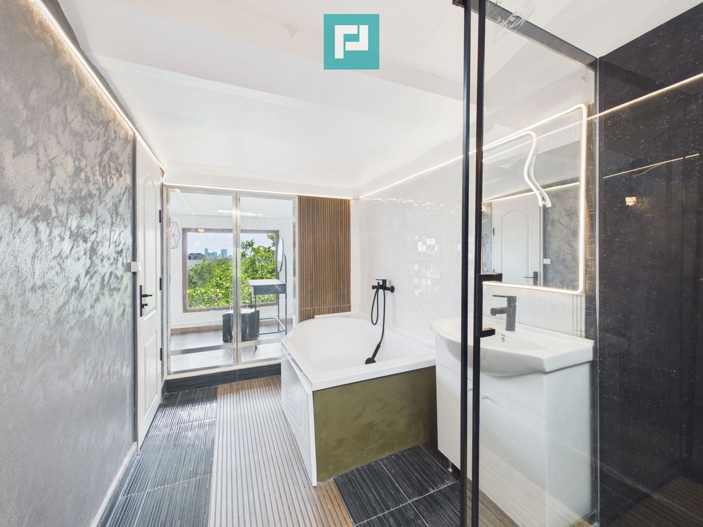 Apartament deosebit cu 4 camere | Zona Erou Iancu - Poză 12