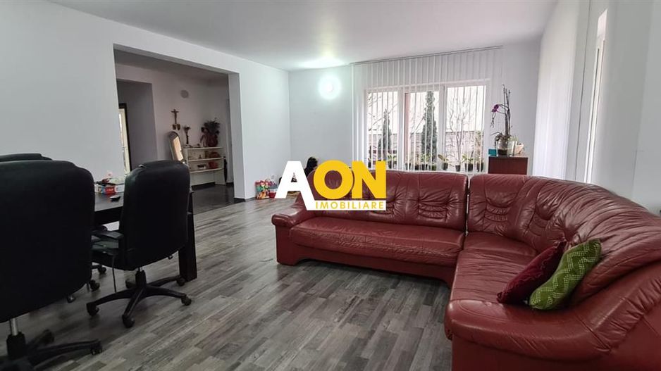 Casa de vanzare, 270MP Utili, 800MP Teren - Poză 3