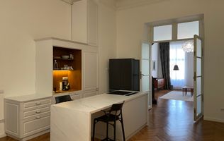 ULTRACENTRAL Apartament 3 camere 126mp Monument Istoric