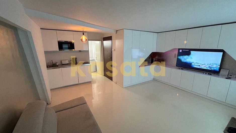 Garsonieră cochetă de închiriat – Șișești, confort și liniște - Poză 1