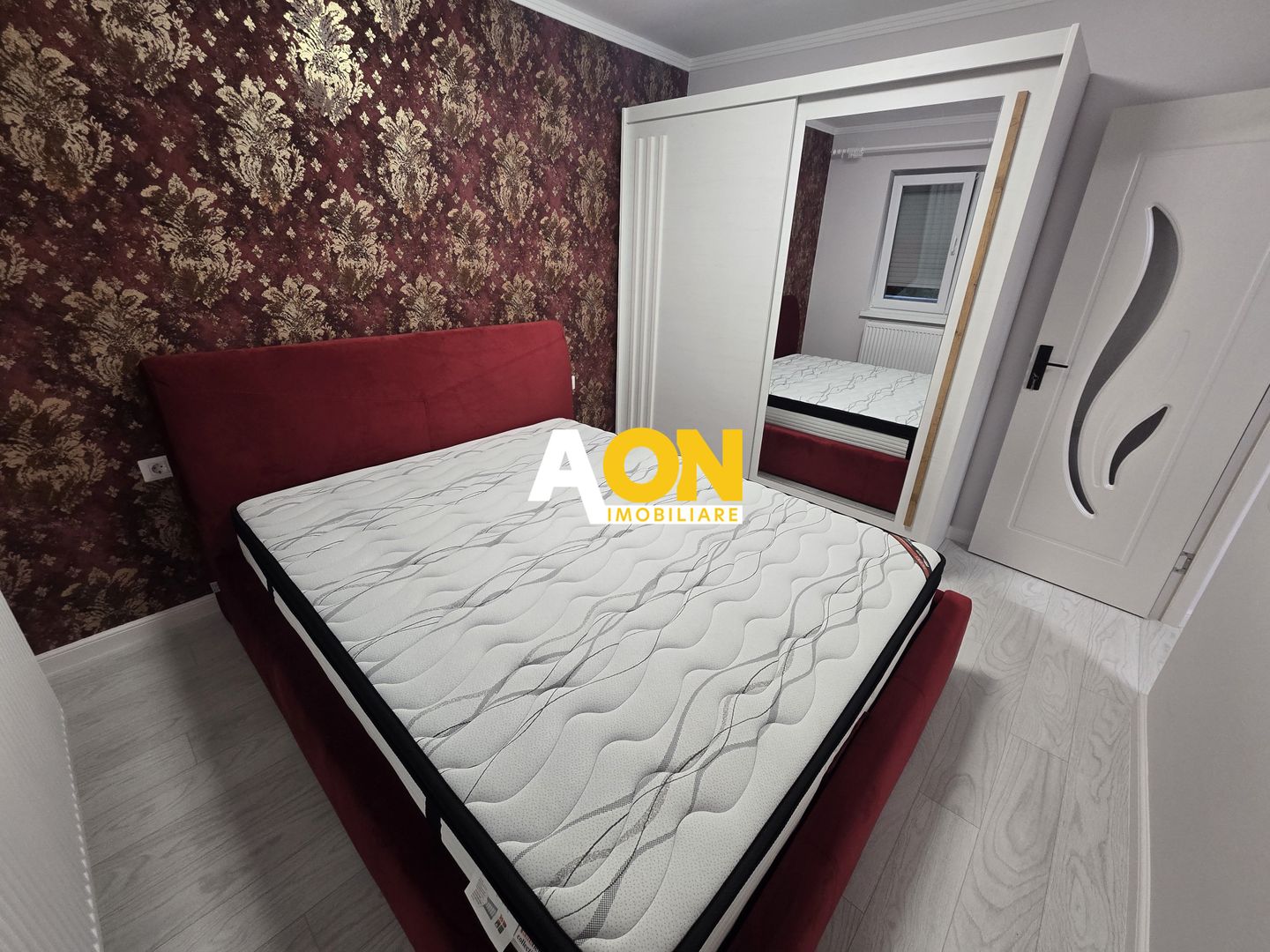 Apartament 2 Camere, Complet Renovat, Zona Centru - Poză 10