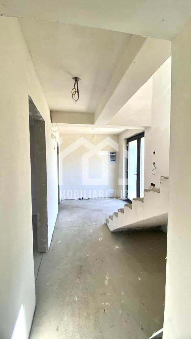 Casa individuala cu 5 camere, Campenesti - Poză 4