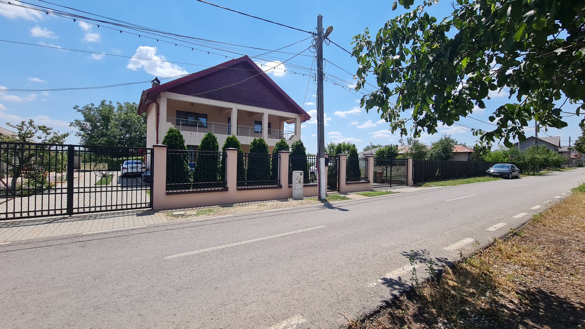 Vila impozanta in zona linistita la 15 minute de capitala! - Poză 5