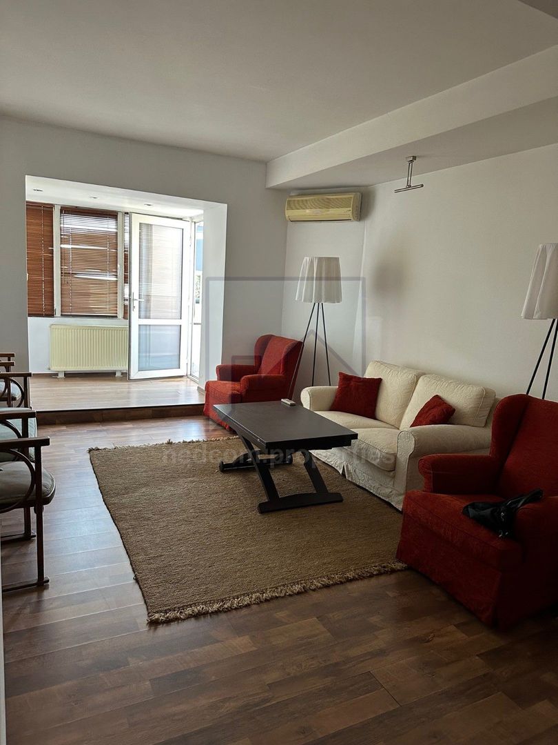 Vanzare apartament 2 camere - Piata Sfintii Voievozi - Poză 2