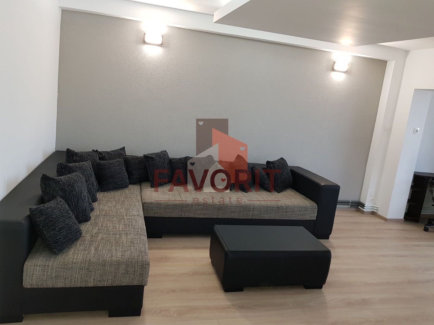 2 camere | centrala proprie | etaj intermediar | zona excelenta | - Poză 1