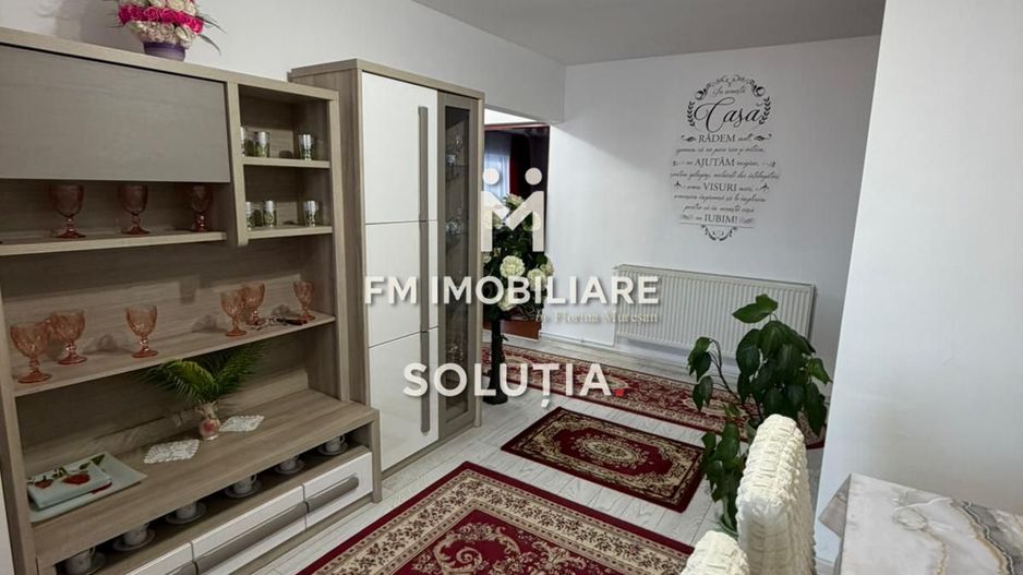 Apartament decomandat, 2 camere, de vânzare, zona Center Nemeș! - Poză 2