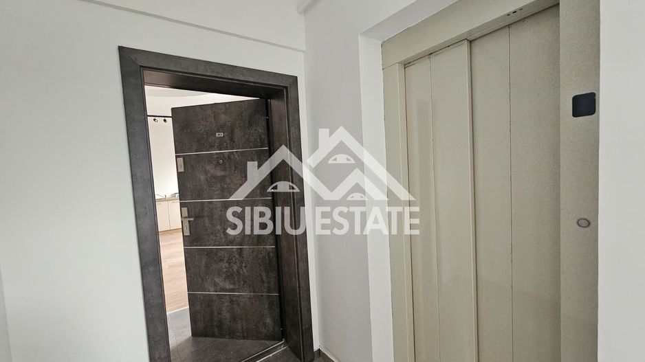 Spatiu birou de inchiriat Sibiu central - Poză 12