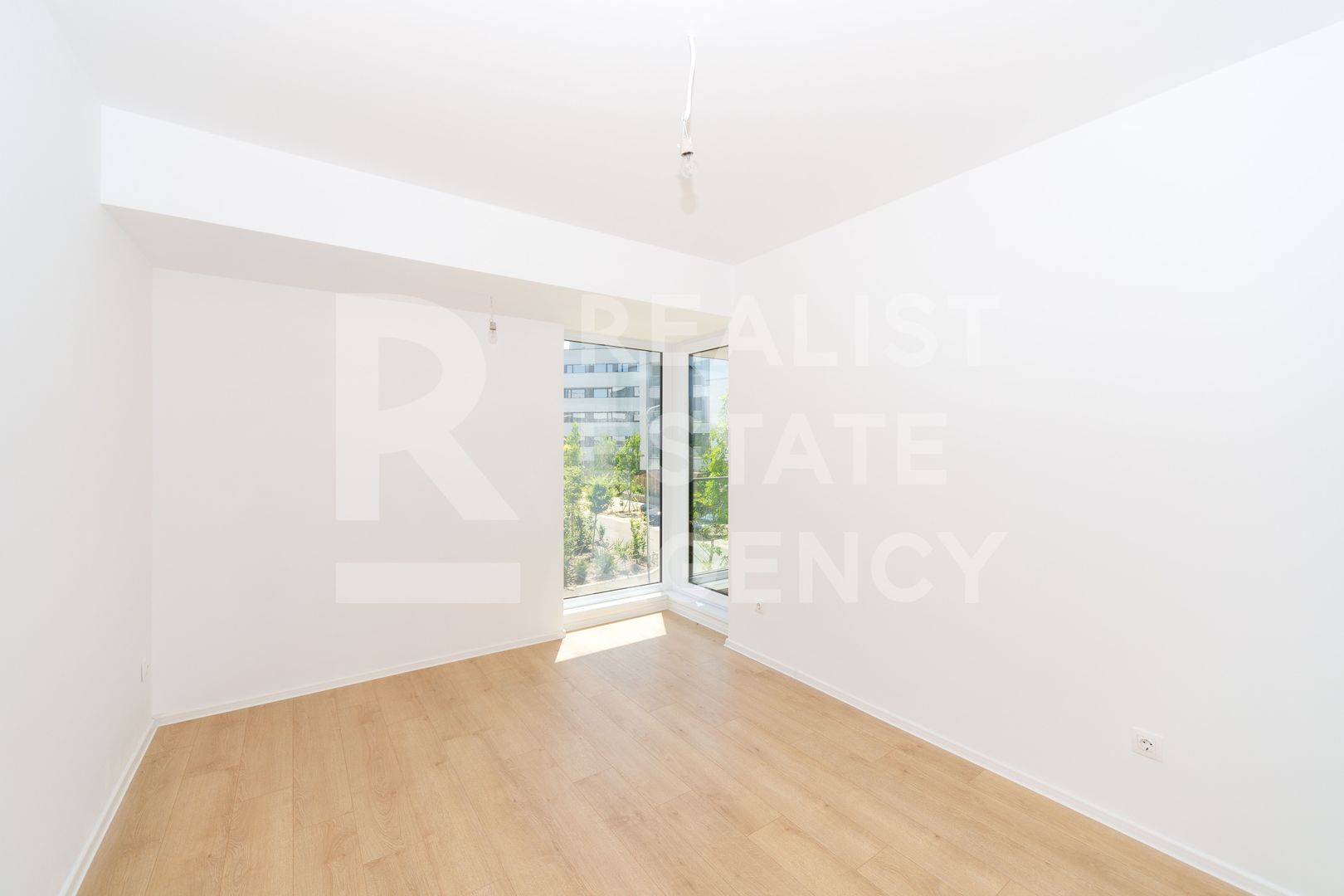 Vânzare, apartament cu 4 camere în zona Bucureștii Noi - Poză 10