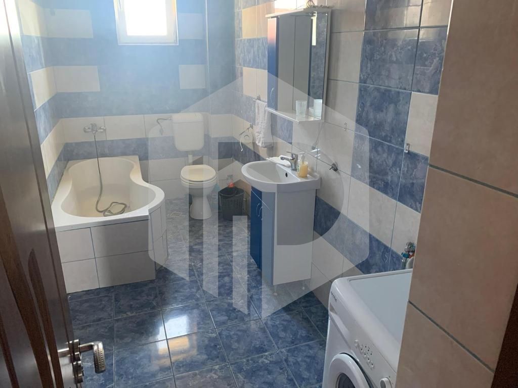 Apartament de inchiriat - Turnisor - 3 Camere - 75mpu - Etaj 3 - Poză 3