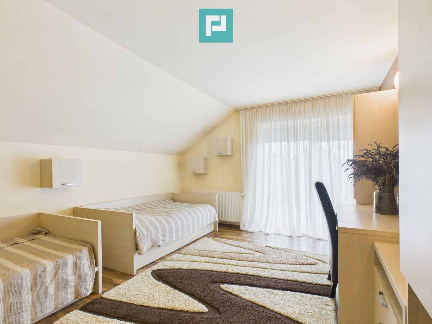 Vilă elegantă cu etaj în Zădăreni - Poză 18