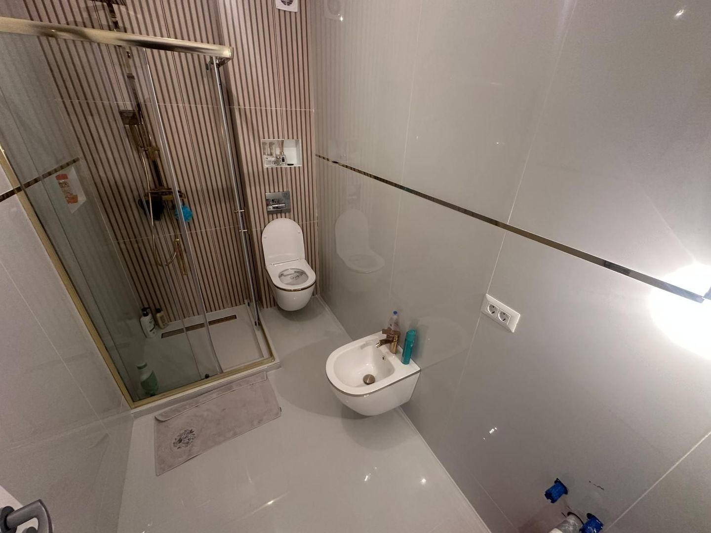 CASA INSIRUITA RIVIERA PARK, PARTIAL MOBILATA, CURTE 150 MP, COMIS 0% - Poză 12