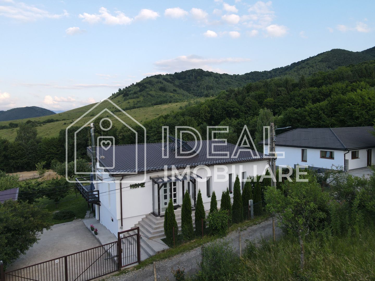 Casa de poveste cu 1.300 mp de teren, in Tocile - Poză 21