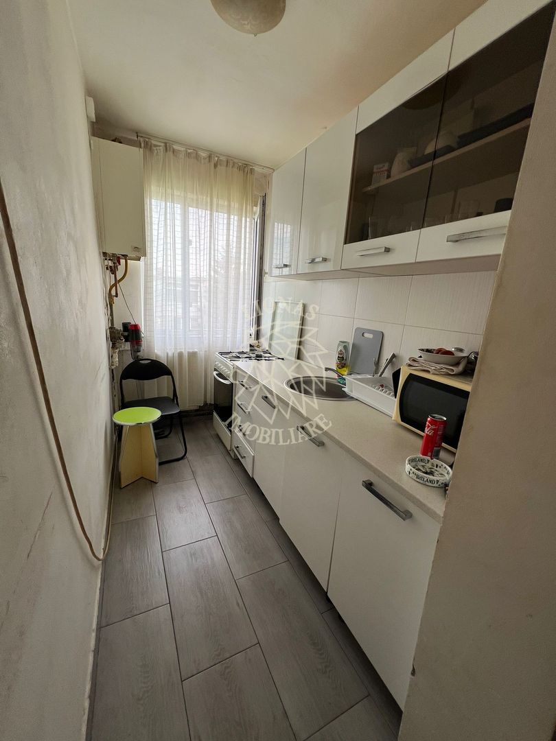 Apartament 2 camere-balcon-Zona Decebal, Apolo - Poză 4