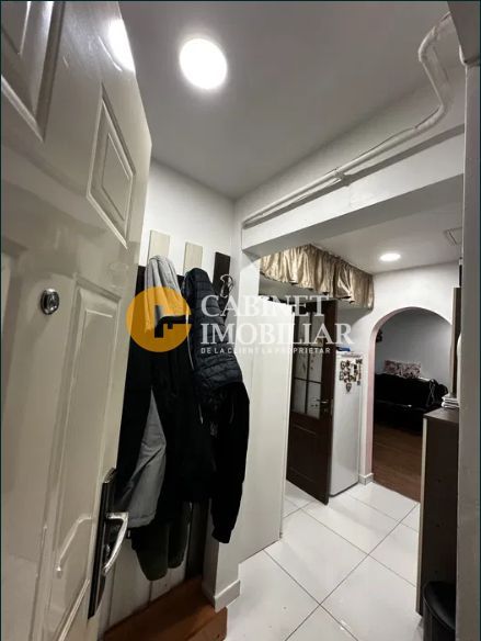 3 Camere Renovat - Etaj 2 - Zona Alexandru Cel Bun - Poză 8