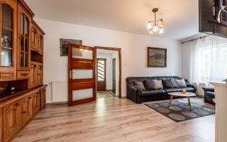Casă în Vlaicu cu garaj și teren de 376 mp, Arad - Poză 5