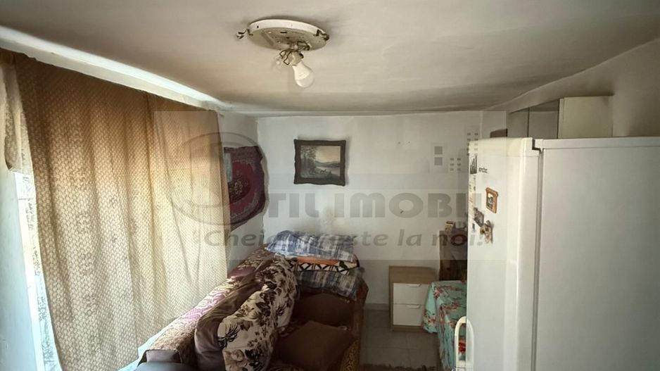 Casă + 2129 mp teren, zonă liniștită, Goruni, Iași – 76.000 euro - Poză 7