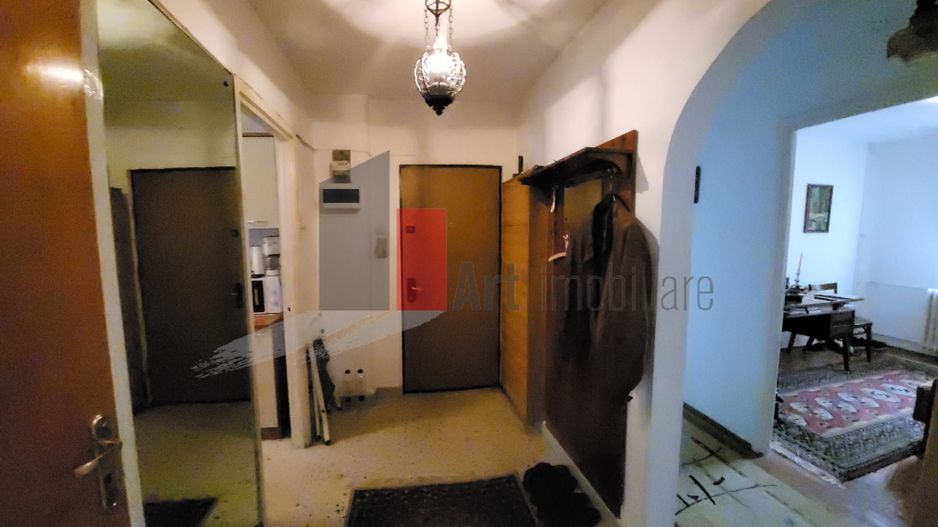 Apartament 4 camere Titan - Poză 1