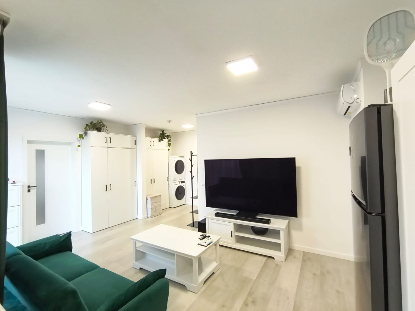 Chirie, 2 camere, West Residence. 430 E/lună (neg). Comision 0 - Poză 2