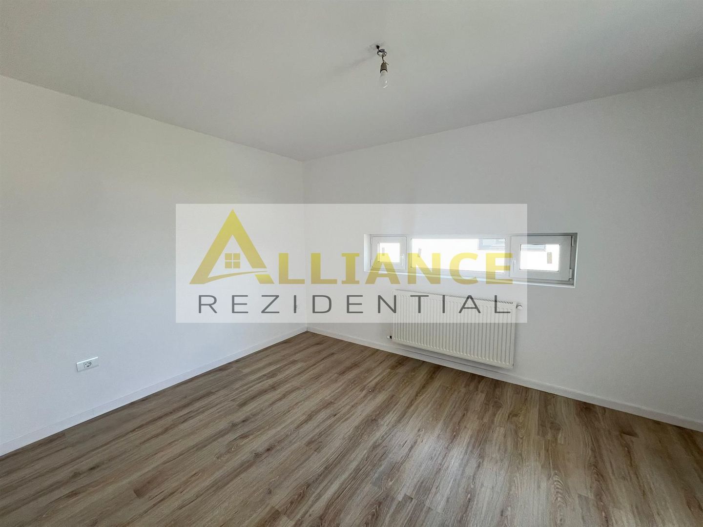 Casa tip duplex - 3 camere - 2 bai - Poză 8
