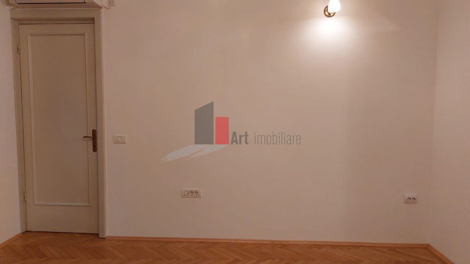 Apartament "COBERTURA", PENTHOUSE "PIATA SPANIEI", TERASA 63 mp, CONSOLIDAT 1978 - Poză 22