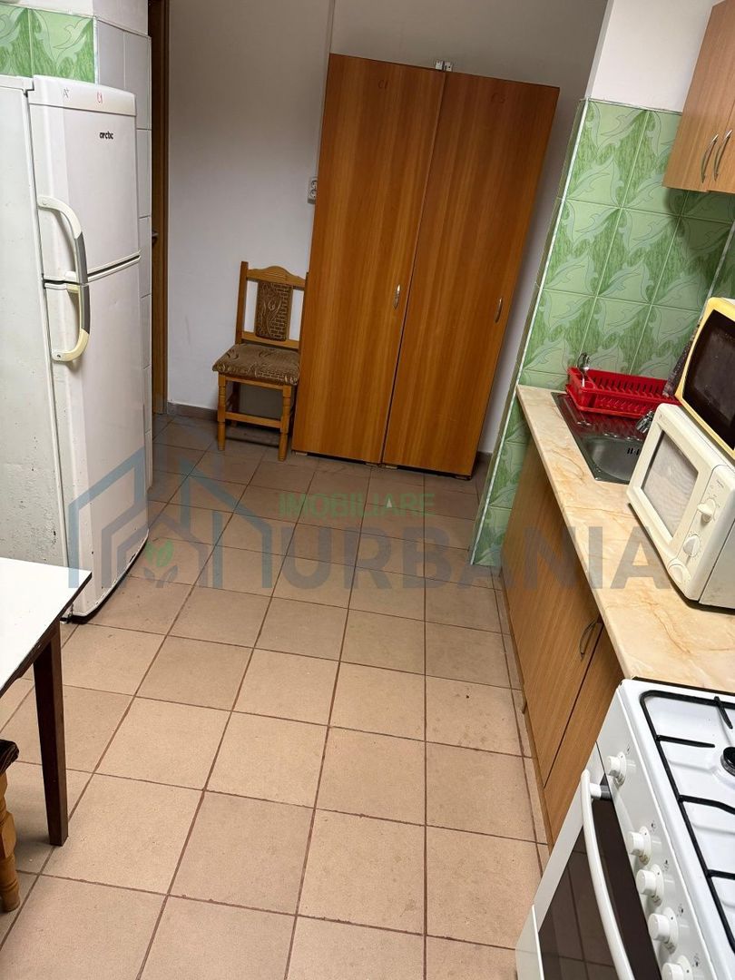 Inchiriez camera la vila - Poză 5